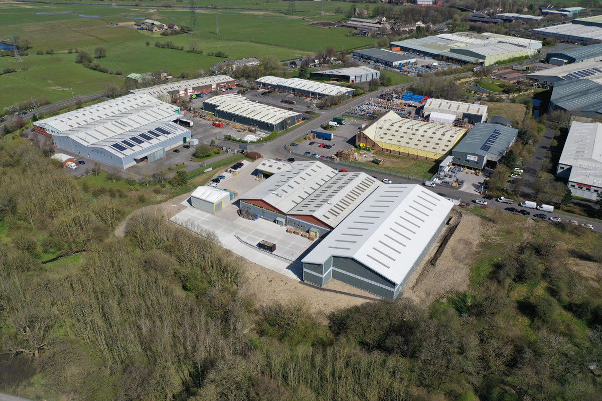 TrevorDawson1's tweet photo. DEAL DONE. Investment sale completed on Altham Business Park. We acquired the investment, advised on a re gear and extension and now have completed a sale. Thanks to @FarleysLaw for their input #deals #investment #accrington https://t.co/ngahX9TAV3