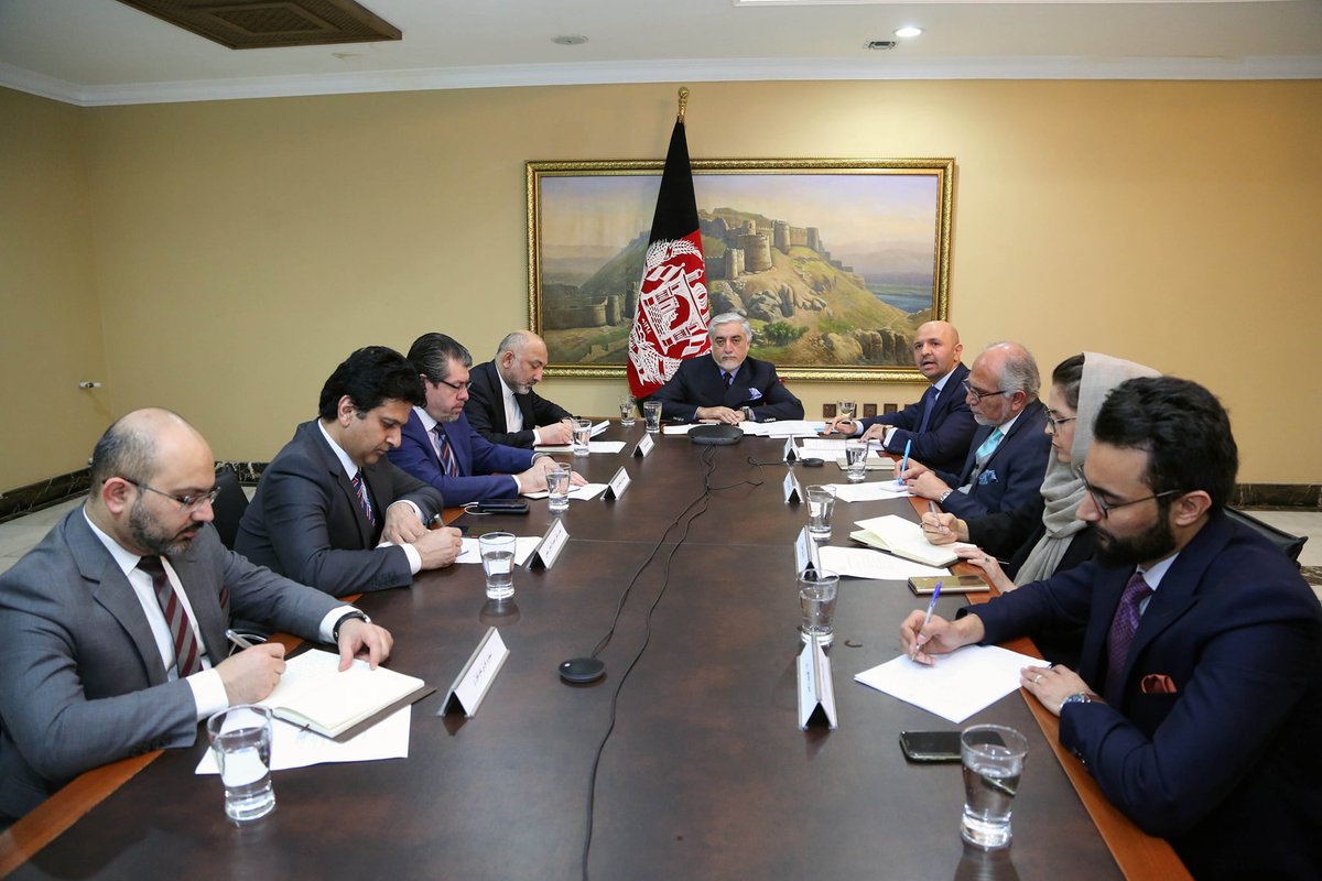 DrabdullahCE's tweet photo. Alongside Minister @MHaneefAtmar, State Minister for Peace @SadatNaderi &amp; Mr Stanekzai, the republics' chief negotiator, held the third monthly meeting of HCNR's Regional &amp; International Affairs Commission (RIAC) with respected members of Kabul's diplomatic corps. 1/3 https://t.co/Xkc9xwdBJs