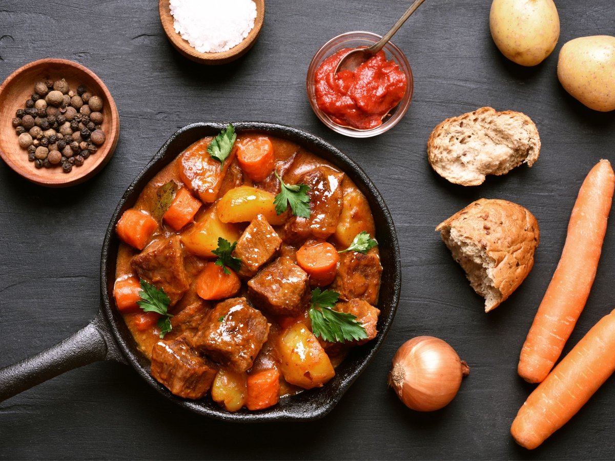 beckandbulow's tweet photo. Lunch Recipe: Cast Iron Skillet American Wagyu Beef Stew .. https://t.co/3bEUCDL9Kb

#lunchrecipe #americanwagyu #beefstew #stewrecipes #sirloinsteak #steakrecipes #homemaderecipes #recipeoftheday #recipes #newrecipe #tastyrecipes #newmexico #santafe #landofenchantment https://t.co/5SnynsxUEh