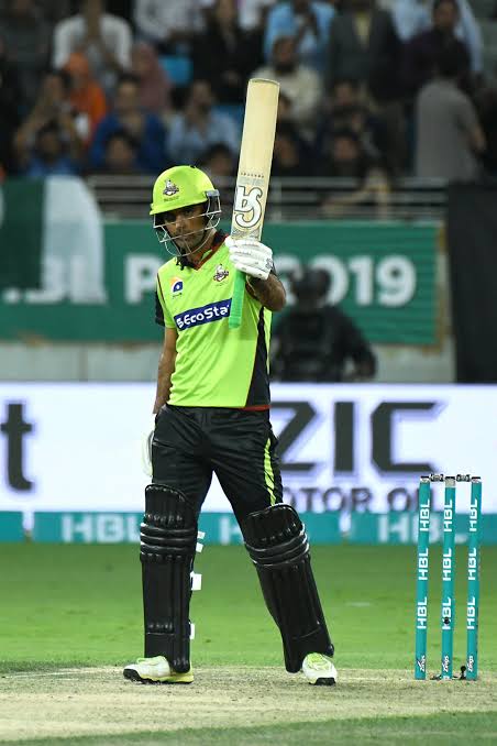 JahanZaibb_'s tweet photo. Fakhar E Qalandar Fakhar Zaman on Fire.🔥
He hits his First Half century of PSL2021 ❤️#LQvQG https://t.co/BABi12QppA