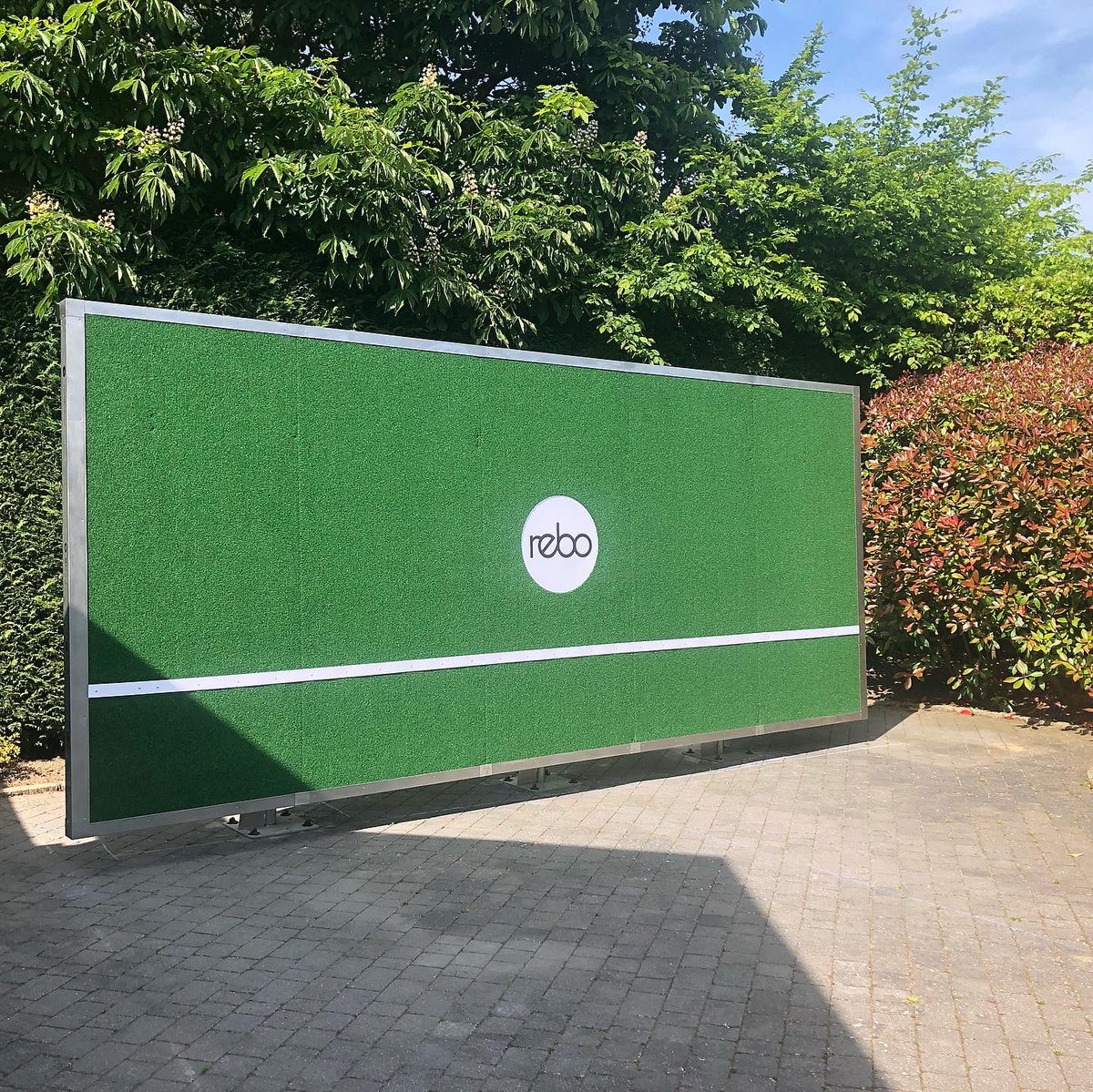 REBO_wall's tweet photo. Did you know that the ‘Pro’ REBO wall comes in any size to suit any space? 😯

Whether you fancy a solo session or even a bit of #Doubles on the 7 panel wall, make it happen with REBO wall! 🙌

#Tennis #TennisWall #HittingWall #Backboard #REBOwall https://t.co/0KHbRRdEhL