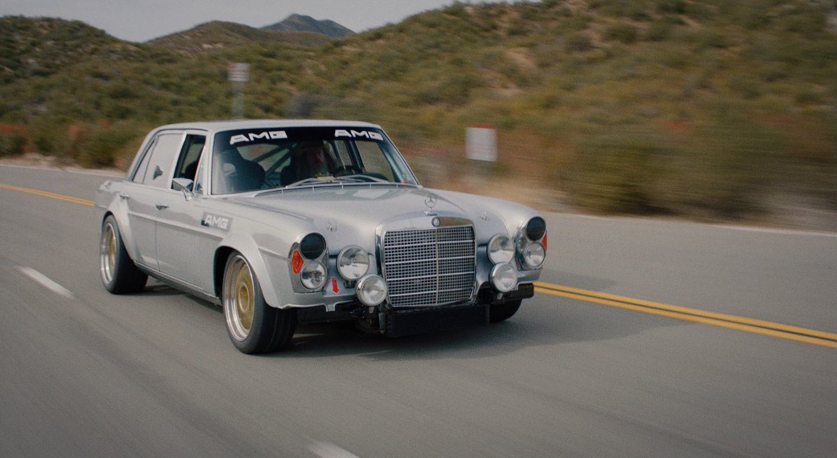 The Spirit of AMG ;
The Silber - Sau

youtu.be/161T5pfzddA