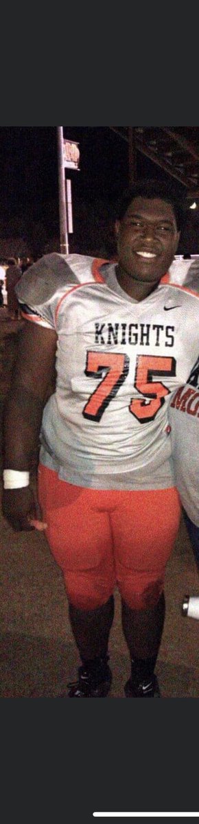 NDBlackKnightFB's tweet photo. Rest In Peace to our former player Kenneth Page . He was a great young man with an infectious smile and will be missed greatly . Please keep his family &amp; friends in your prayers . https://t.co/d2wBVH7O2Y