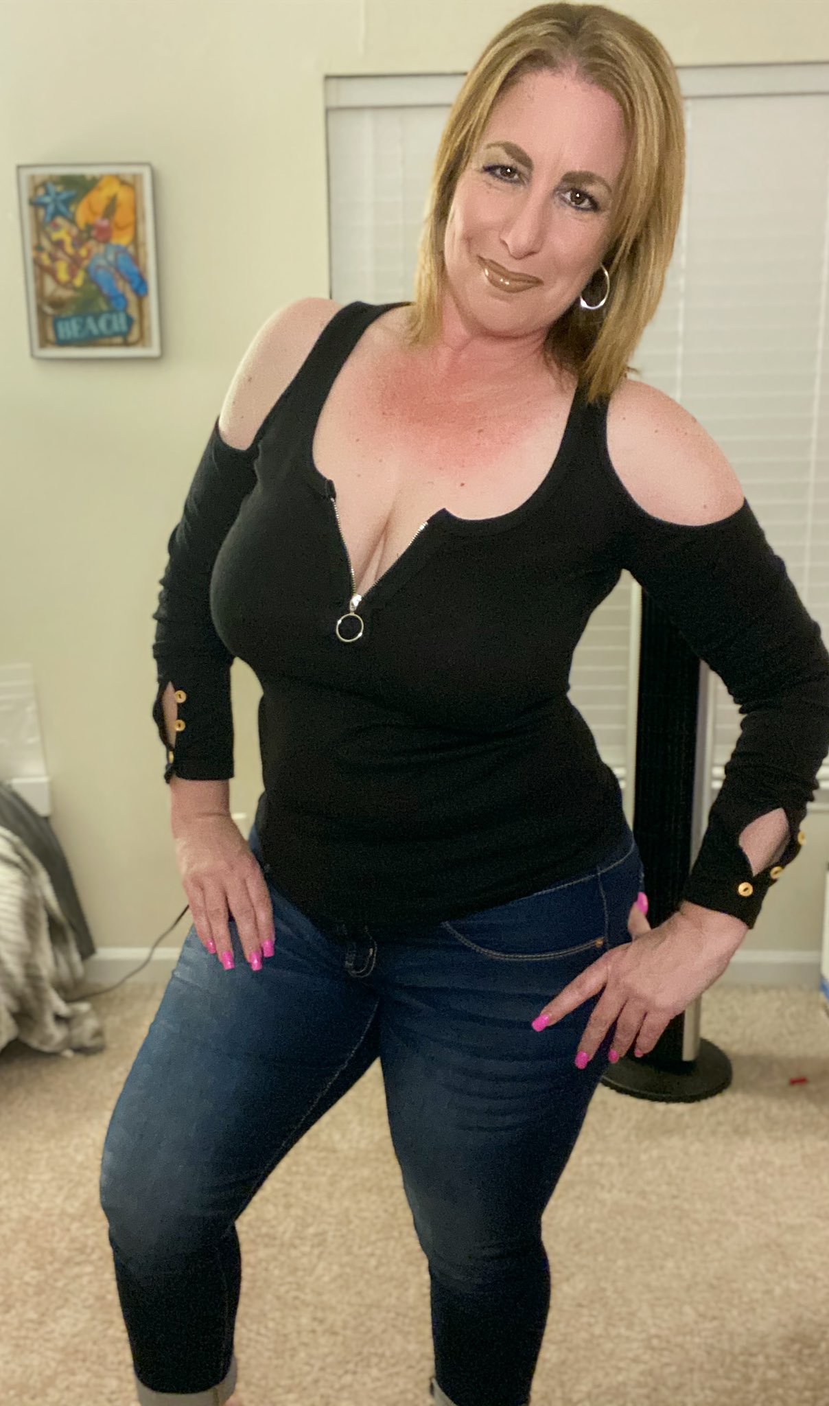 Tw Pornstars Pic Danni Jones Mature Milf Twitter Happy Milf