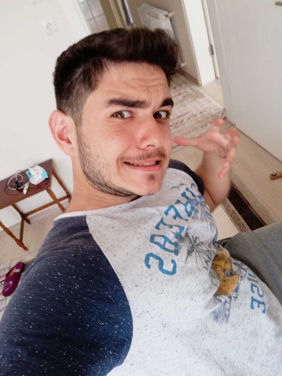 OPaltaoglu's tweet image. 😜😉
#Kingsman