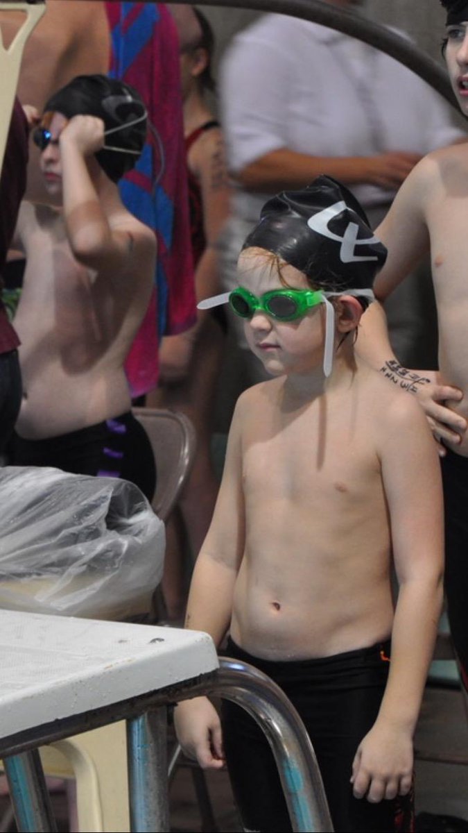 islanderswim's tweet photo. Captain @JonNovi12 intimidating his opponents before a race https://t.co/Kbb4Z3C06U