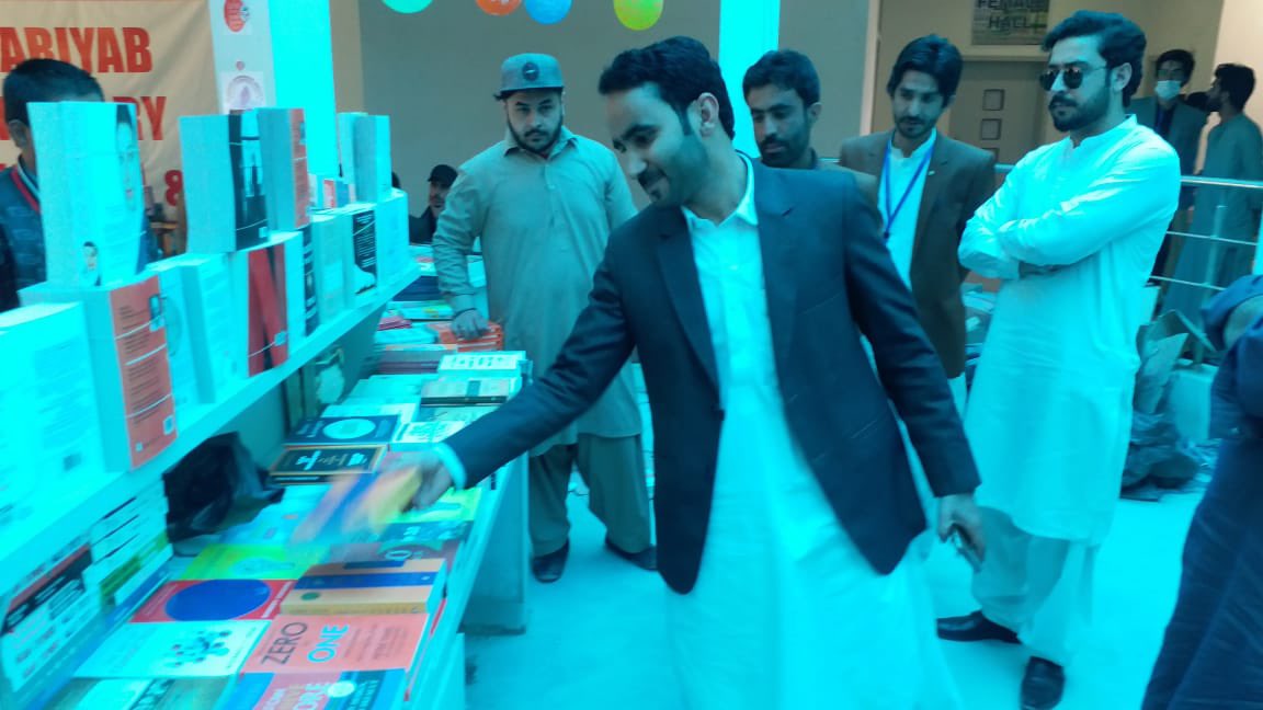 YasiqbalDashti's tweet photo. Sariab literary festival and book fair organised by youth of Sariab is appreciable and a positive act n right direction. Hope this culture flourishes in Sariab and all over Balochistan. https://t.co/LZcFcQkqLT