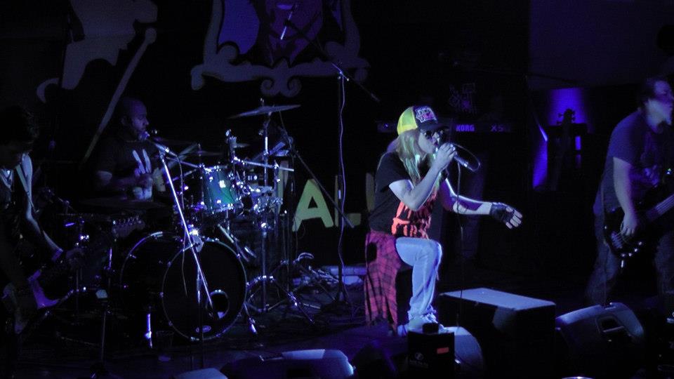 yury_rc's tweet photo. Qué viva el ROCK!
#CesarVuelveARetar https://t.co/KJ2iOd5Rbi