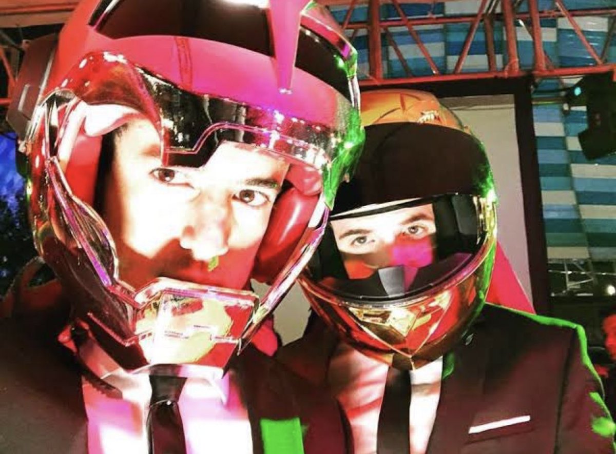 LuisGerardoM's tweet photo. Si les gana la nostalgia, aquí andamos.
#DaftPunk Le Tribute.

@JesusZavala_MX https://t.co/FfWtFL6ZoZ