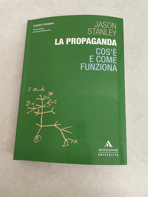 We are excited to share the Italian #translation of How Propaganda Works by <a href="/jasonintrator/">negus</a> and published with <a href="/Mond_Edu/">Mondadori Education</a>. #PUPRights #ItalianTranslation