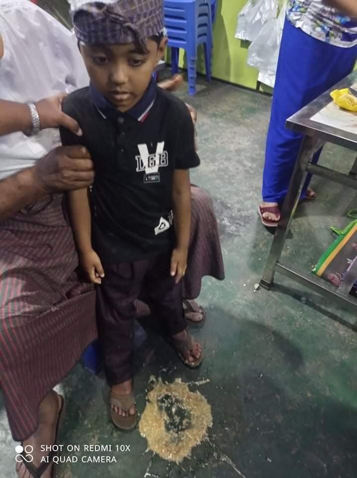 Military shot even kid tonight!!!!
Where is Justice for us?

tw//blood

#WhatsHappeningInMyanmar