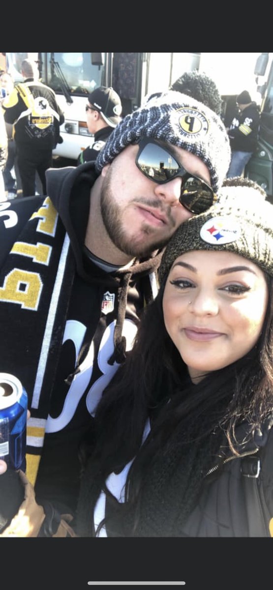 SeanPMcGeown's tweet photo. Happy 4 year anniversary to my wonderful and beautiful girlfriend @Dfrankie_ I love you babe ❤️ https://t.co/M1JgIo4zdO