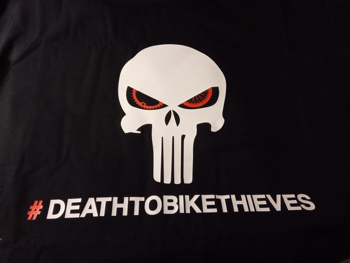 BykerBaz's tweet photo. New Tshirt day
#deathtobikethieves https://t.co/3TtSeN9BkH