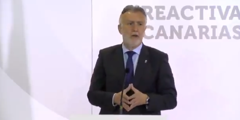 RTVCes's tweet photo. Canarias aspira a captar alrededor de 3.500 millones de euros con cargo a los fondos de recuperación europeos #NextGeration en subvenciones y en el trienio 2021-23.
Ampliamos:
➡️https://t.co/75zF68Om64
#ReactivaCanarias https://t.co/3GcEJNqjCp