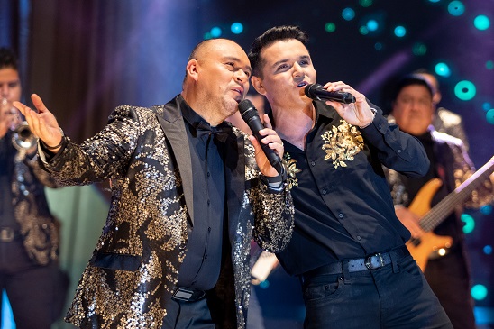 ClubReyDelMundo's tweet photo. Suena por @Picosa973  el #medley dueto @grupoSUPERLAMAS  ft. @horaciopalencia ... #Superlameando #rumboalos40 #reydelmundoteam https://t.co/ZuAKvnGQtX