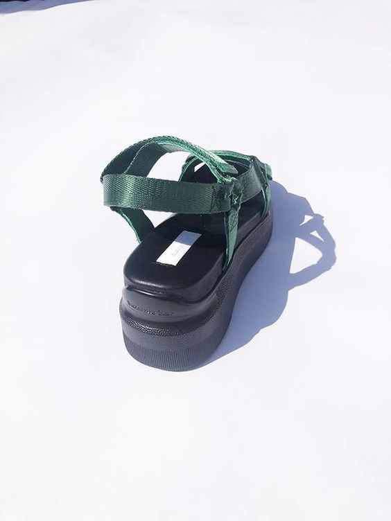 shopidun's tweet photo. JUST IN: 
Cult-favorite Suzanne Rae Velcro Sandal

https://t.co/gse37nSAZw https://t.co/1UuU7thljy