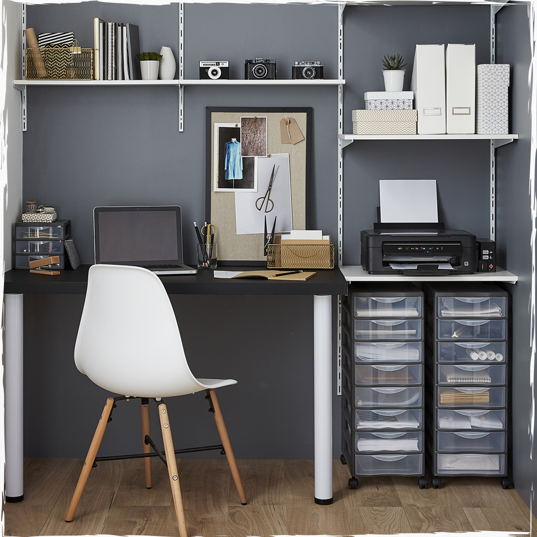 Envie de créer un espace bureau chez vous ?💻Voici toutes nos astuces juste ici➡️ bit.ly/3aHXcTO #astuce #bureau