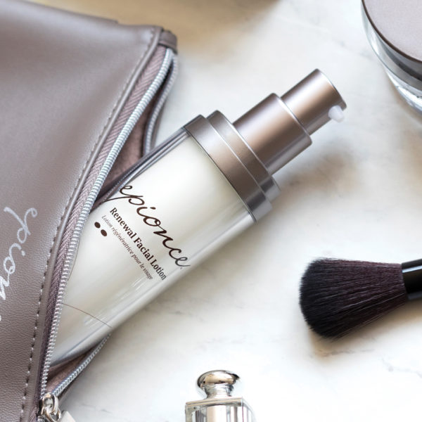 SynergyComplete's tweet image. Epionce's Renewal Facial Lotion gives your skin a smoother look and helps reduce aging features such as fine lines and wrinkles. To try it out for yourself or learn more, visit synergycompletehealth.com.