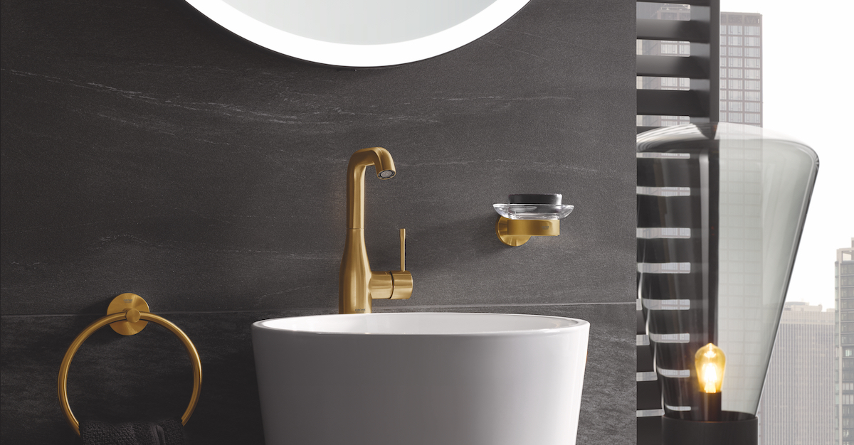Keep the winter blues at bay 💙

Moments of meditation, self-reflection, or even a hot bath can ease some of the stress of the season. And while our GROHE Essence faucet in Cool Brush Sunrise doesn't come with vitamin D, a pop of sun-inspired colour never hurts.