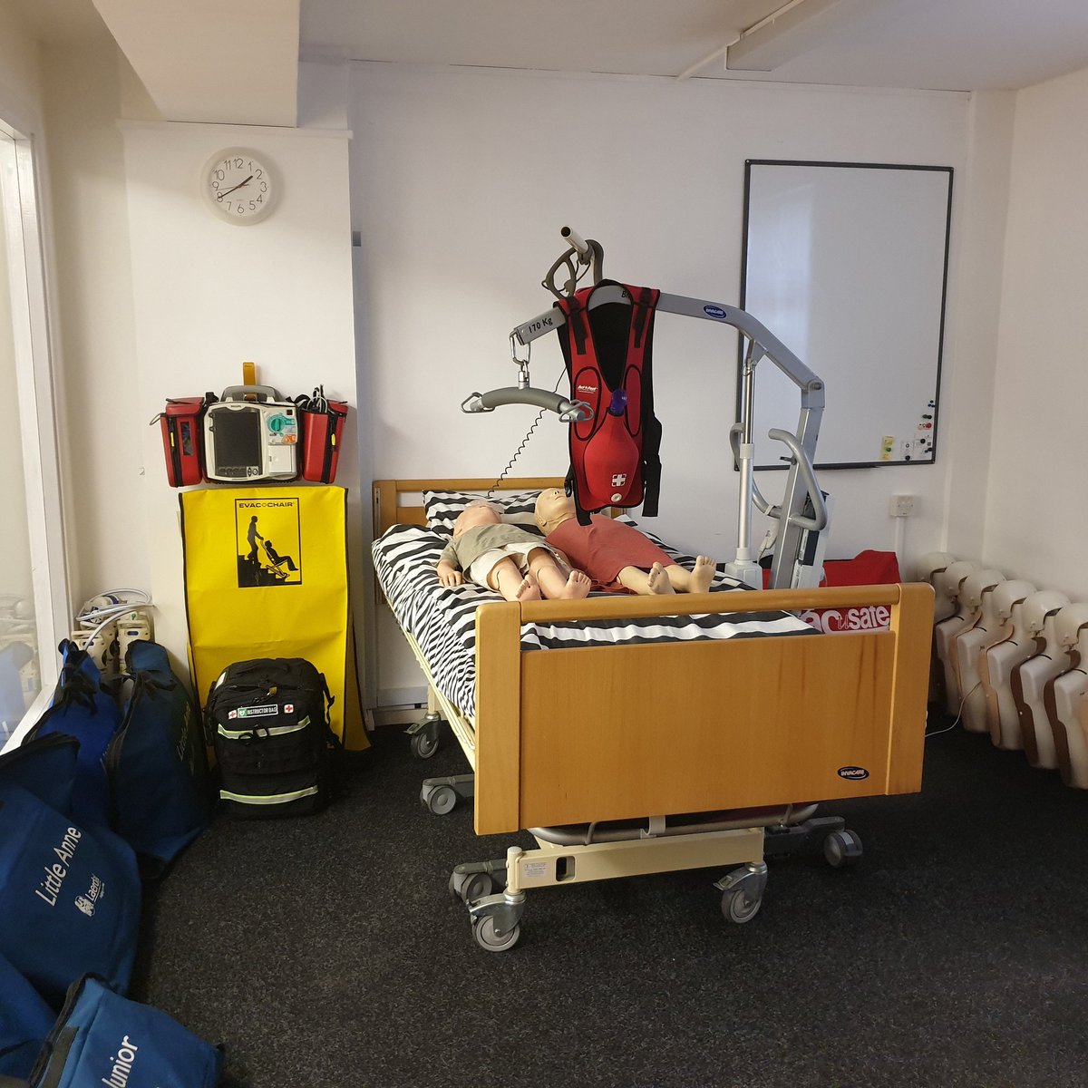 MKFirstAid's tweet photo. Still here for all your training needs,
First aid, Mental Health, Responder levels, FREC, health and safety and many more.
#mksafety #allworthwhile #QNUK #glasgow #training #Qualsafe #realistic #raisingstandards https://t.co/84xyi9j8NA