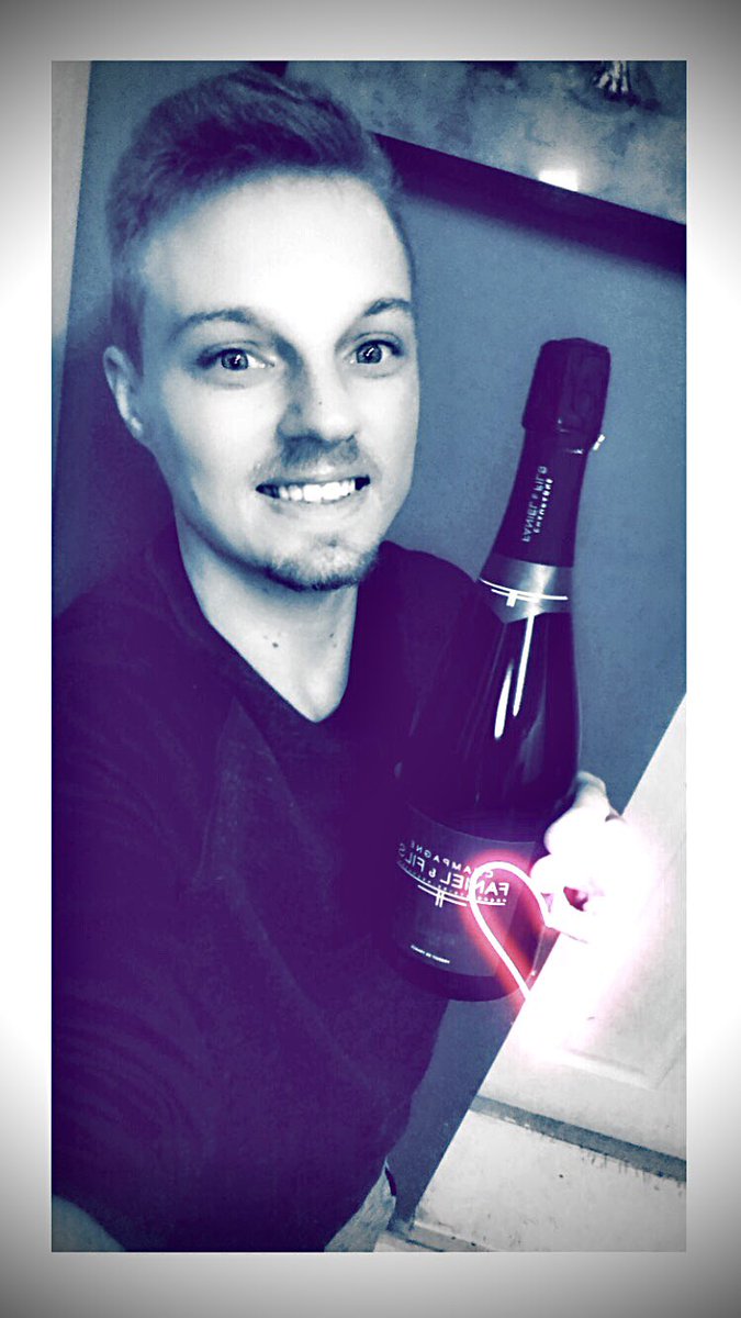 Thanks boss !! <a href="/JamesTCobbler/">James Timpson</a> <a href="/fellows555/">Kay Fellows</a> for my bottle of #Champagne for my ** 10 years service ** very much appreciated !! 🍾🥳🥂 #CoventryArena