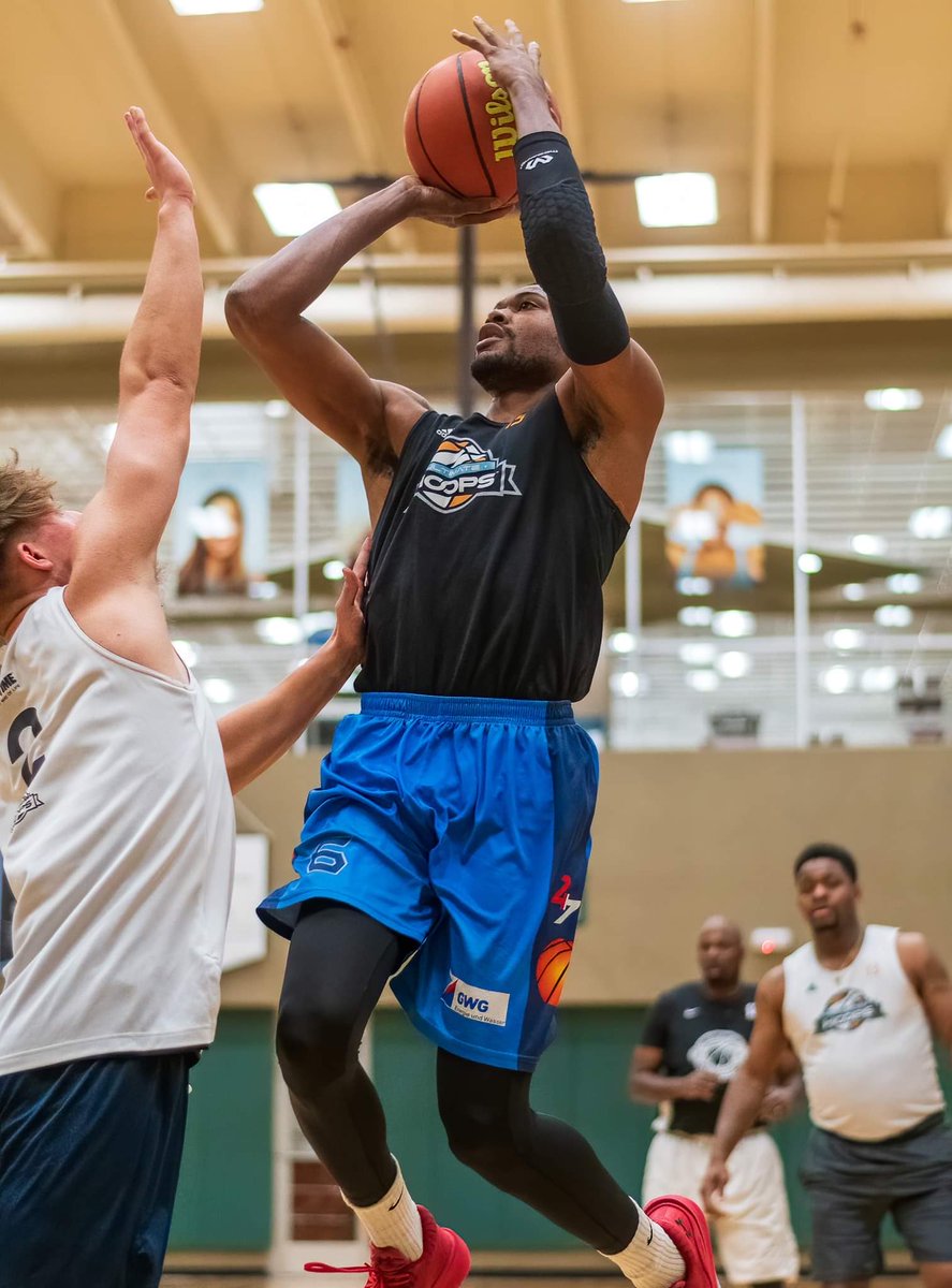 primejp7's tweet image. &amp;amp; a certified bucket #2waysharp