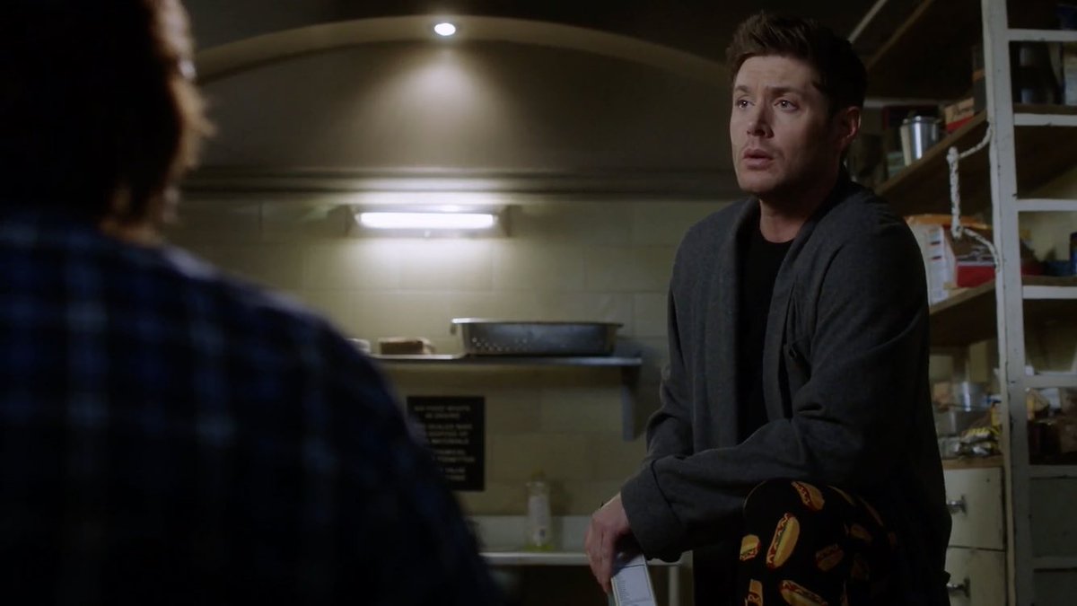 acklesdaiIy's tweet photo. first dean winchester scenes at the every spn season premiere; a thread https://t.co/p2nfjwGFn1