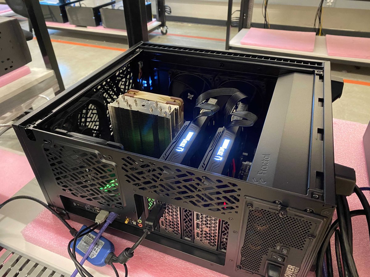 Exxactcorp's tweet photo. Getting an @Exxactcorp workstation ready for a customer doing #MolecularDynamics research using #AmberMD:
https://t.co/AsWxSfNRUB
Build includes👇
✔️2x @ZOTAC GeForce RTX 3070
✔️1x @AMD Ryzen 7 5800x
✔️4TB Hard Drive
#compchem #lifesciences #RTX3070 #Amber20 #HPC #FractalDesign https://t.co/LPkTa4Jw1O