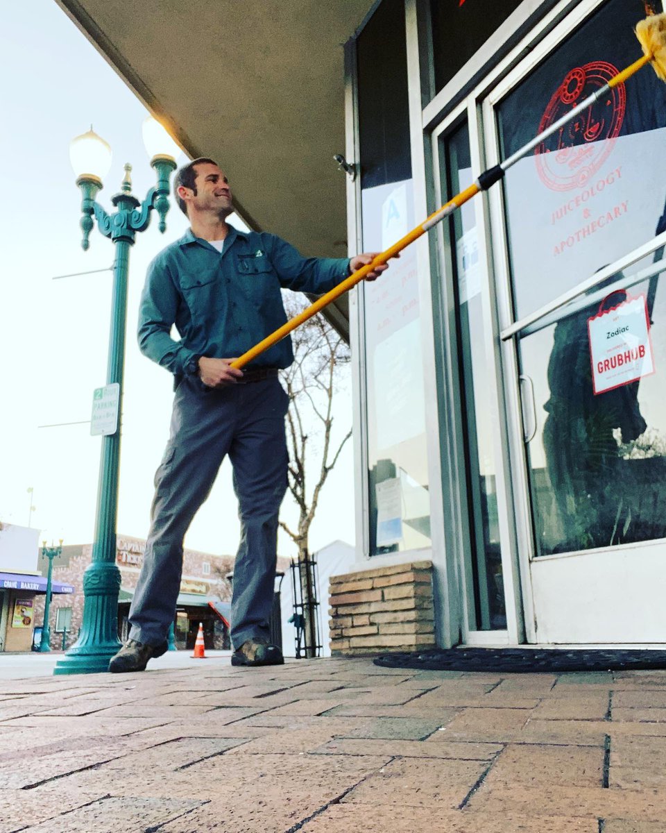 VersaTechPM's tweet image. At Versa-Tech, we employ webster’ing to prepare the treatment area. We often notice #rodent entry points, conducive conditions or other items around the area needing adjusting before #pestcontrol treatment, like toys! It also keeps your exterior looking inviting! #LAPestControl