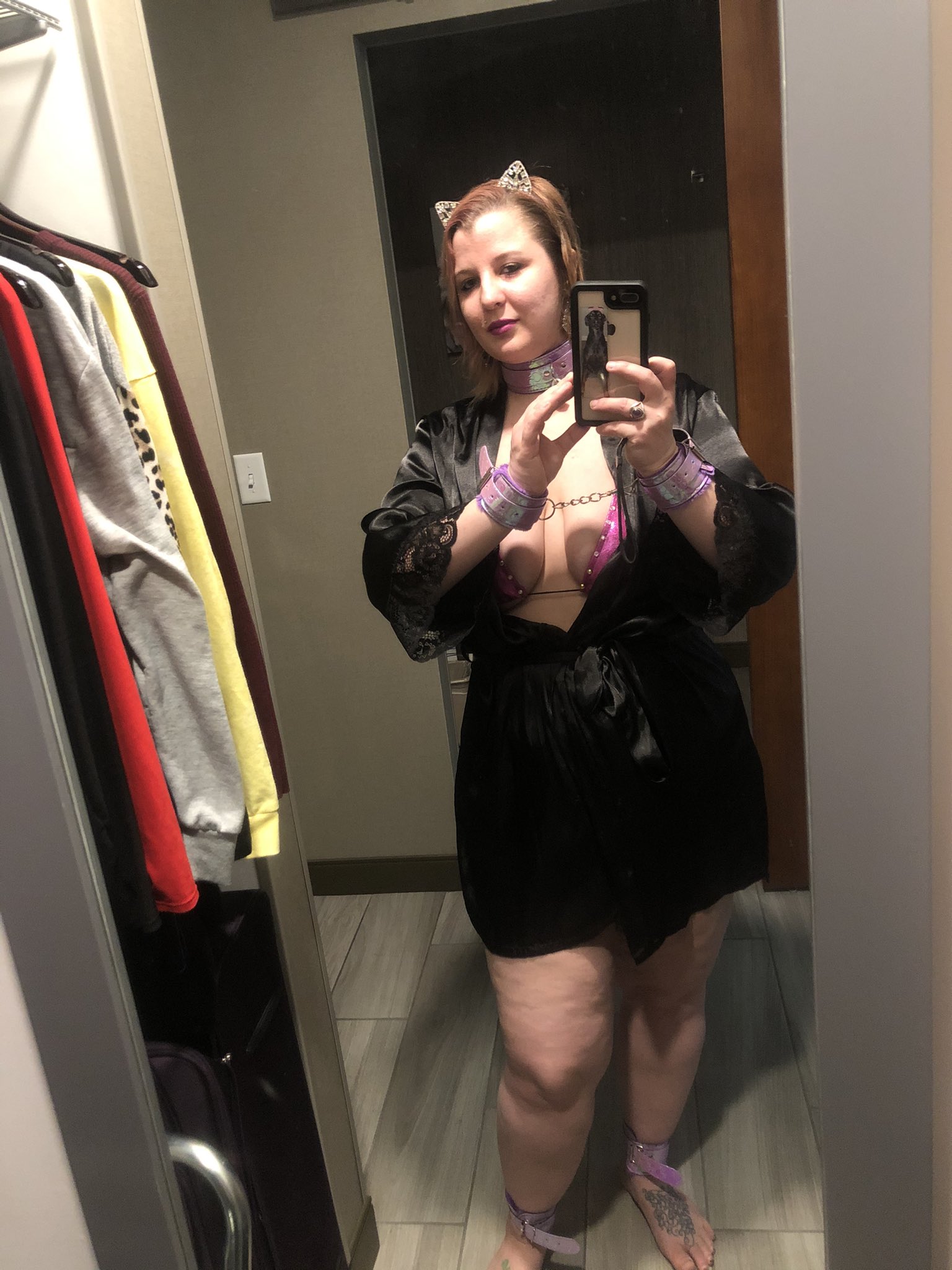 Go check out my only fans for sexy content. https://t.co/ZAhmPbJRDc https://t.co/8IMNFtlC3f