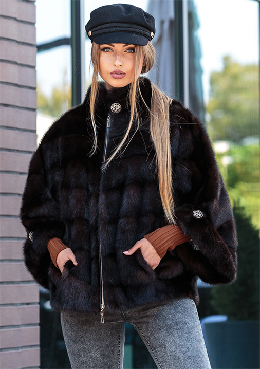 FurTrends's tweet image. My picture of the day #furs #vogue #fashion #luxury #photo is from furfamily.com.ua