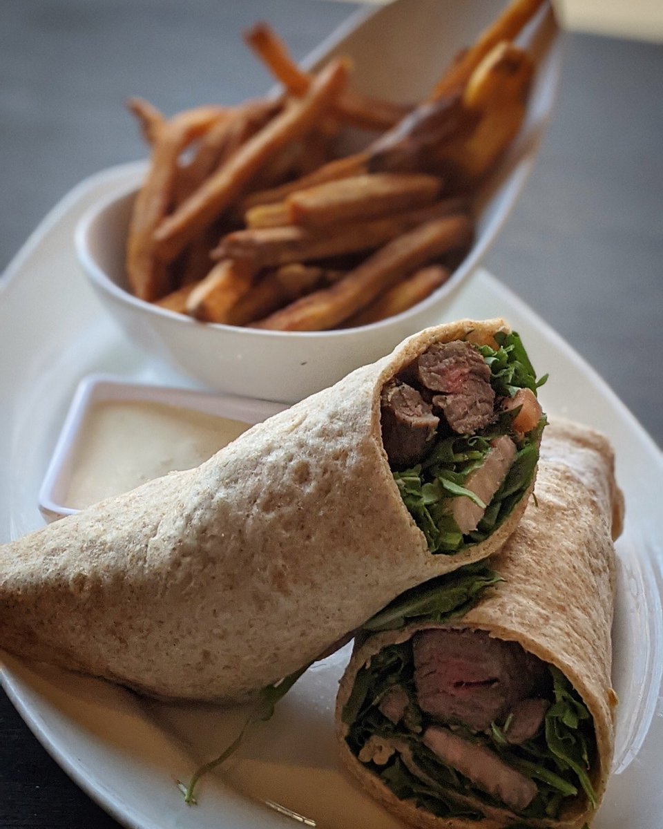 Lunch of champions! Our Buddy Duke steak flatbread sandwich and our awesome homemade fries 🍟 #MondayMood