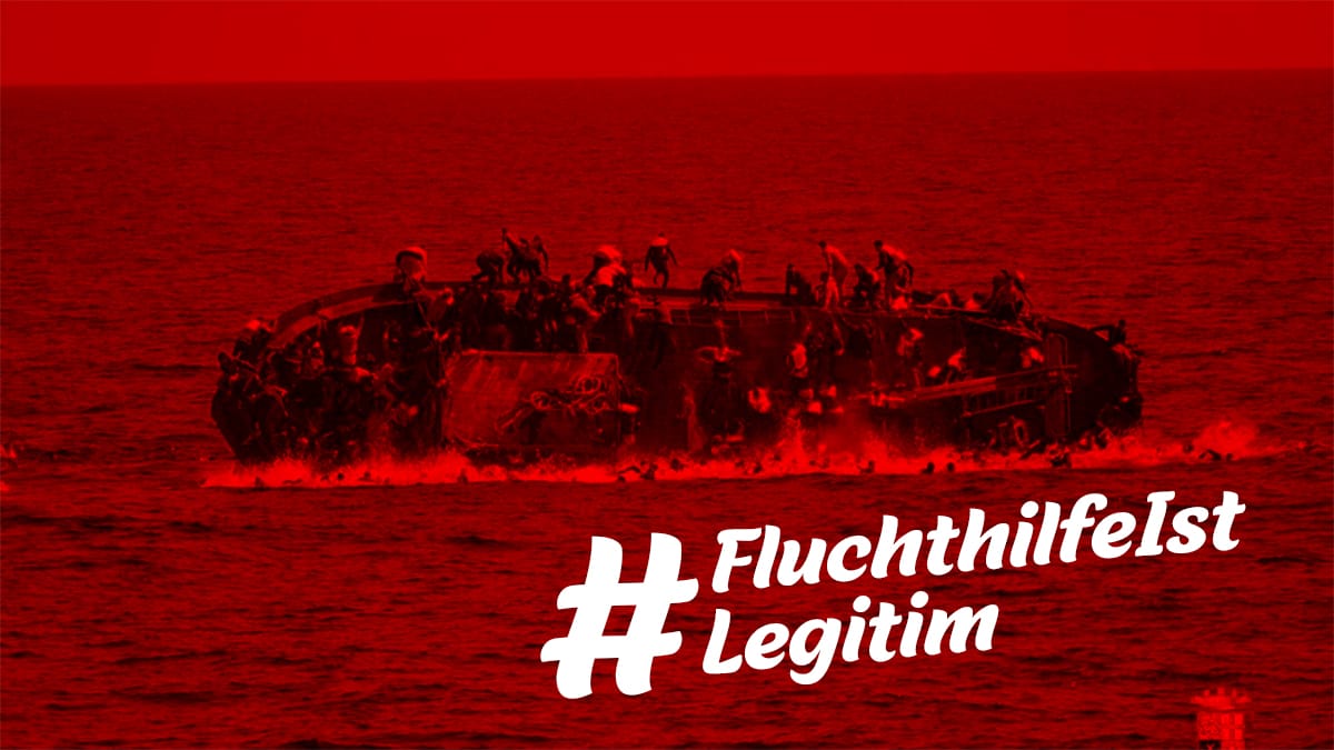 AlbayrakTo's tweet photo. Albayrak &amp; Sahin werden seit drei Monaten in Griechenland inhaftiert, weil sie anderen Geflüchteten geholfen haben.
Es ist kein Verbrechen, sich mit Geflüchteten zu solidarisieren!
Free Ali Can Albayrak &amp; Huseyin Sahin!
#FluchthilfeIstLegitim https://t.co/DgSDc73l9y