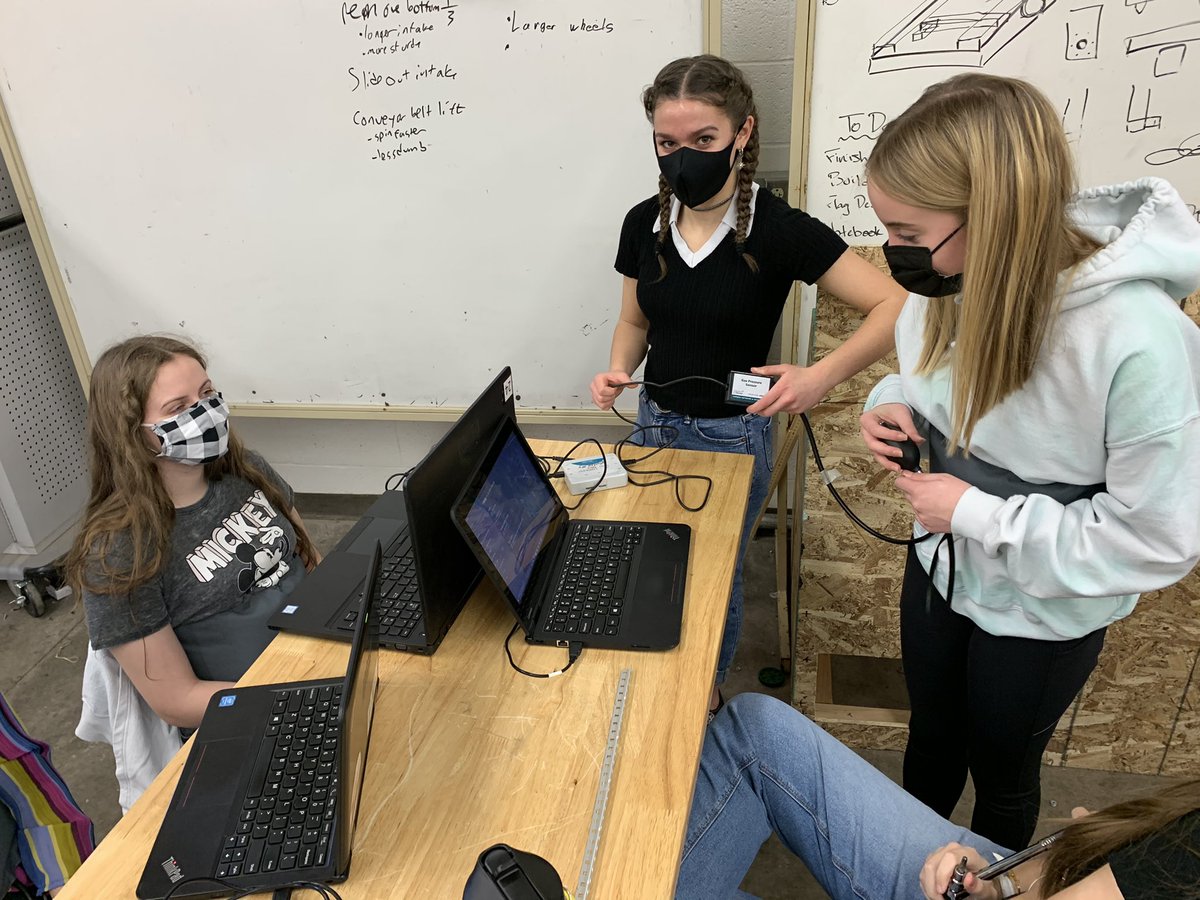 RMHS_APResearch's tweet image. Data, Data, Data! If it’s qualitative or quantitative AP Research students are actively collecting it; using their own Research Methods! Thank you to everyone who answered a survey, acted as a mentor or provided an interview! You make a difference!