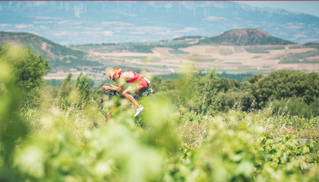 Triatlon <a href="/TriLaRioja/">Triatlon La Rioja #WineTri</a>  La Rioja supera los 400 inscritos triatlonchannel.com/2021/02/22/tri…