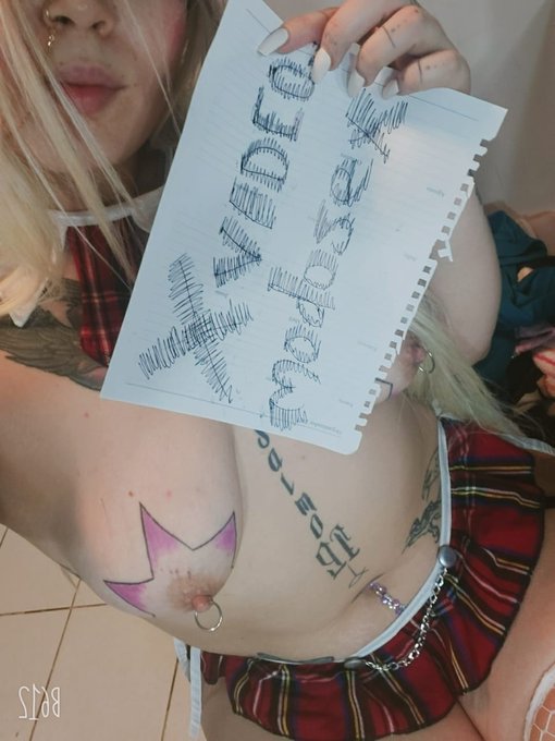 &iquest;YA NOS SIGUES EN XVIDEOS? B&uacute;scanos como 𝙈𝙤𝙙𝙤𝙨𝙚𝙭𝙭. Muy pronto estaremos subiendo contenido. https://t