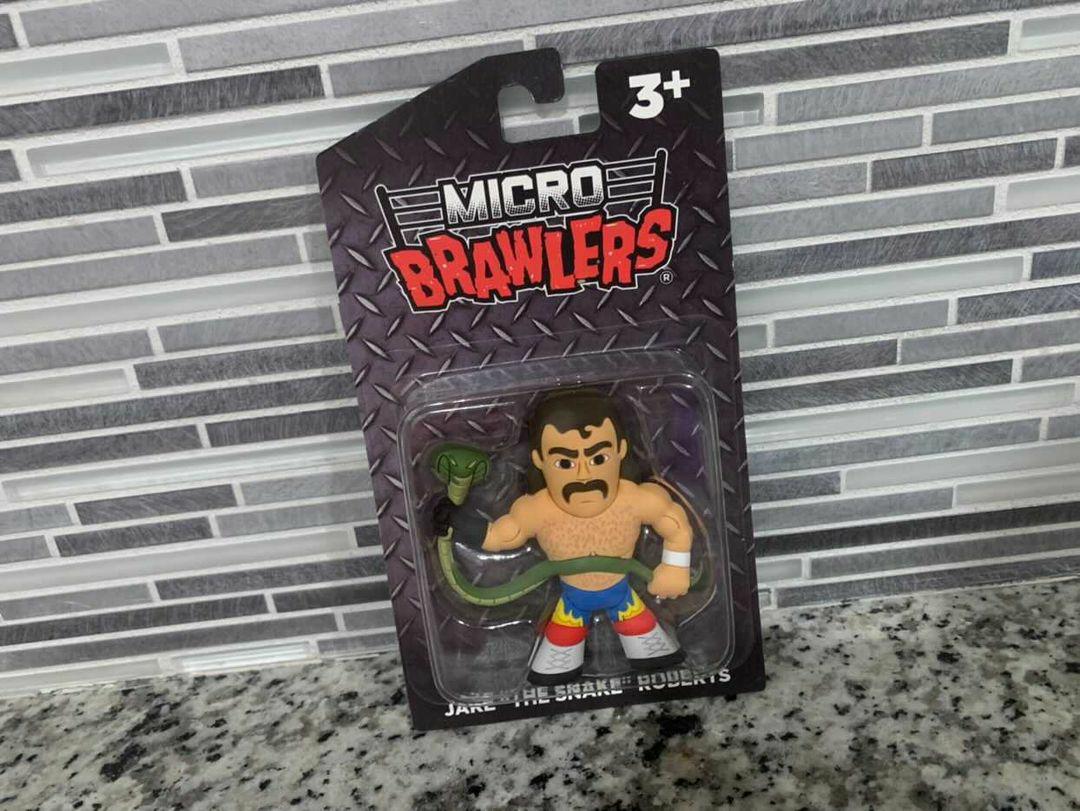 MajorWFPod's tweet photo. .@Dfreedom30 missed these weekly purchases of @TheMattCardona's during #MajorFest week last month! lol
• @PWTees Micro Brawlers @JakeSnakeDDT
• @MEDICOM_TOY Sofubi Fighting Series @Sting from 2016
• Just Toys Micro Bend-Ems Steel Cage & Neck Wrench Fling Action Ring from 1999 https://t.co/qP7bE8s85i