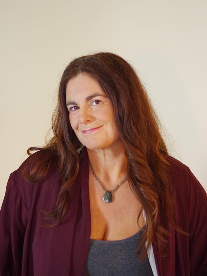 BetheLovepodca1's tweet photo. Intuitive Astrologer and YouTuber Adrienne Elise as she takes us on a deep dive into how to best move through the energies of the planets in our current time. https://t.co/MmjGzGF2Qc https://t.co/CywqLBlQuZ