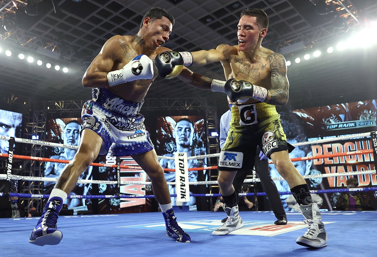 Oscar Valdez proved me wrong and shut me the hell up on every doubt regarding his partnership with Eddy Reynoso. 

Read my thoughts on the action and please share! #BercheltValdez 

xicanaboxing.com/valdez-schools…