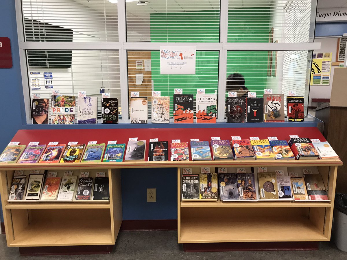 rss_library's tweet image. It’s #FreedomtoReadWeek, an opportunity for Canadians to raise awareness about intellectual freedom and to celebrate our freedom to read. Check out the display of challenged books in the LLC. For more info, go to freedomtoread.ca. Photos at instagram.com/rss_library #rtla38
