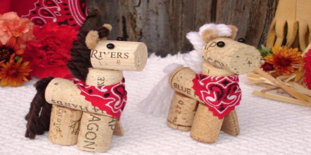 Recycled #crafts are hugely popular and there are so many items you can use – for example leftover #wine corks. castlerandom.com/wine-cork-craf… RT <a href="/castlerandom/">Castle Random ▶️ Unicorn Candy Dream🦄</a>