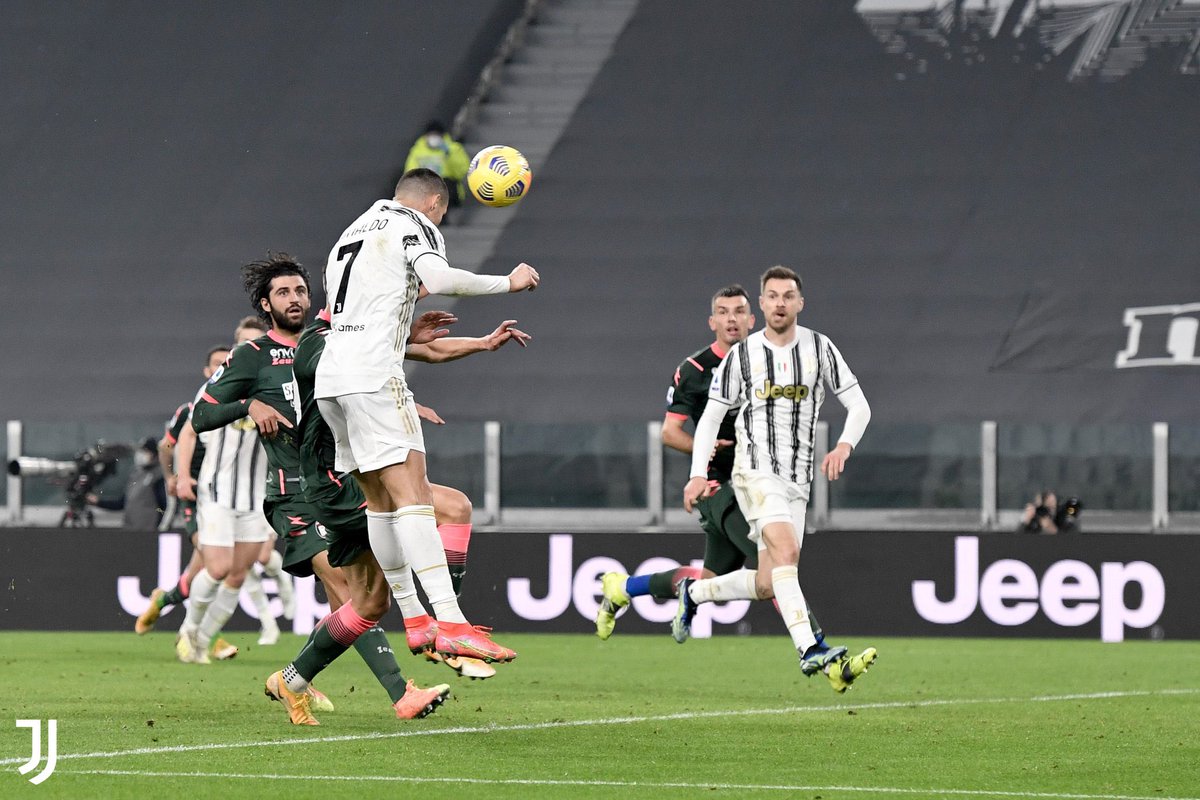 FT: Juventus 3-0 Crotone

Cristiano Ronaldo’s first-half double and Weston McKennie’s sealer has given Juve a comfortable victory.