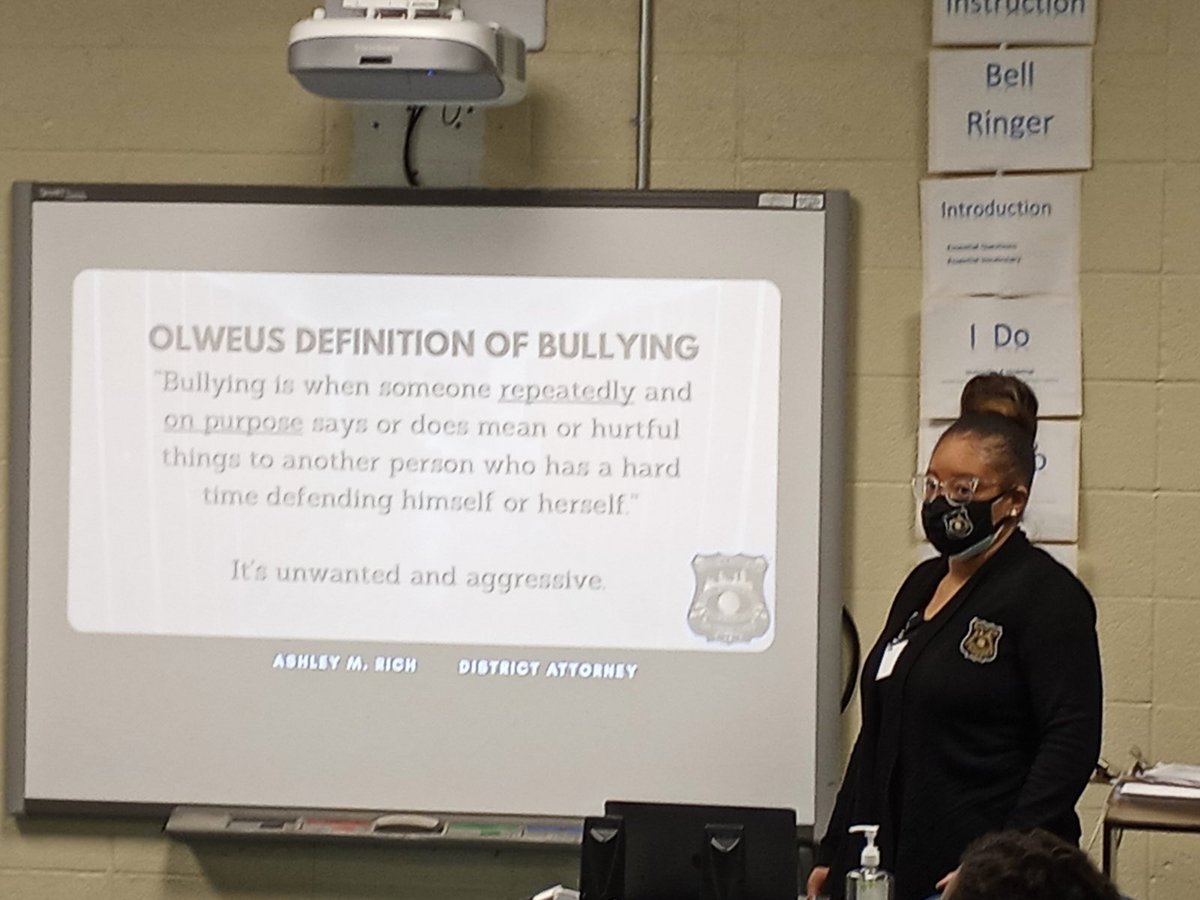 What a great  day at Washington Middle School. Special thanks to Mr. Patrick and Ms. Jones from <a href="/MobileDAoffice/">Mobile DA's Office</a> Youth &amp; Family Services Division. What a dynamic presentation about bullying and sexting! <a href="/write_read_mcps/">Johnnie Williams</a>  <a href="/MobilePublicSch/">MobilePublicSchools</a>