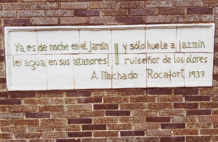 Mi casa 🖤. #AntonioMachado