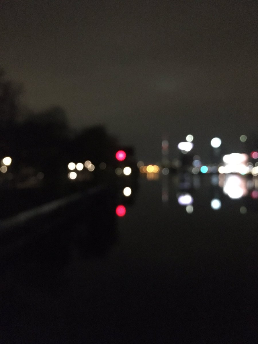 Julia Bayer tweet media