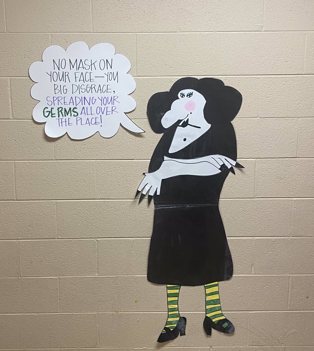 Meigs_Magnet's tweet photo. We have #cutsie in the hall! We must be ready! #details #Meiglets https://t.co/oO47tqFCWs