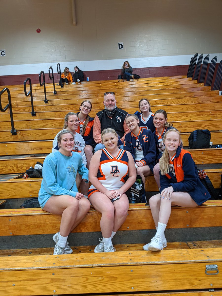 There is a temporary <a href="/DCcougarnation/">Dickson County High School</a> assistant cheer coach tonight!!!
#splitsquad
