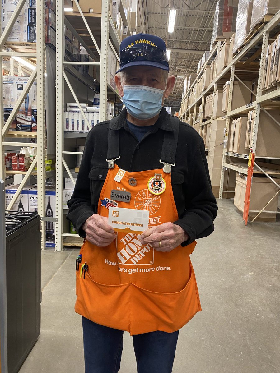 Congratulations Everett on your Gold Homer award! ⁦<a href="/FerdiMongo/">Ferdi Mongo 🇺🇸</a>⁩ <a href="/chr/">chr</a>