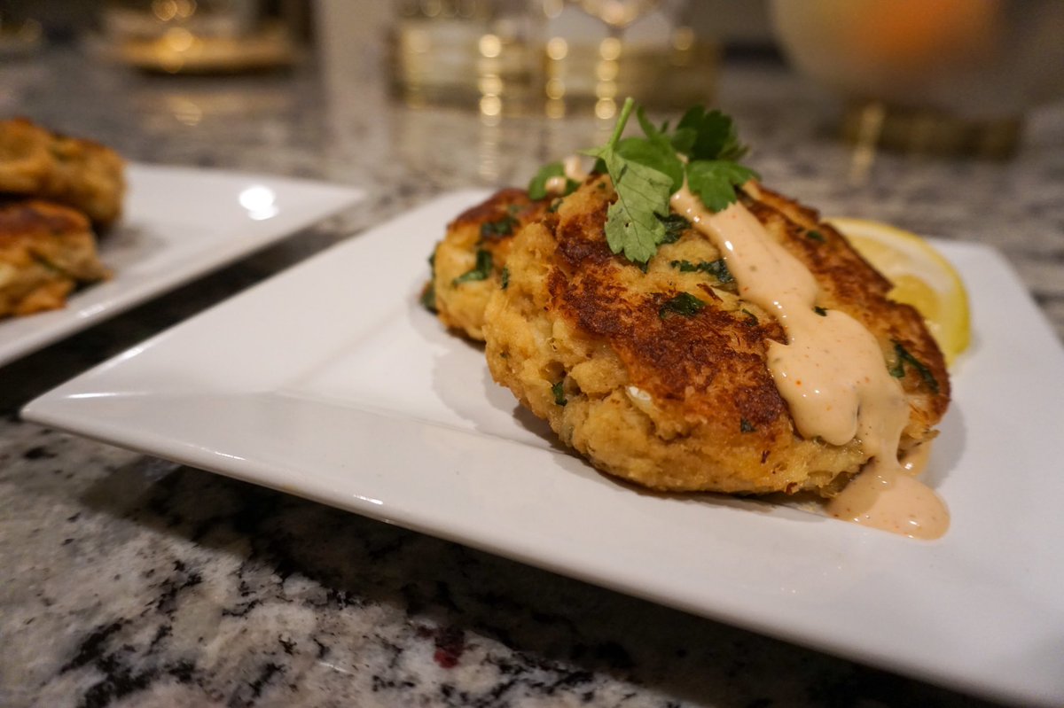 jaybeecot's tweet photo. le first course: jumbo lump crab cakes
🗣NO HALF STEPPING #getjuicedbyjen #period https://t.co/E4Q3Rq9oVZ