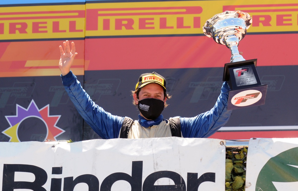 #TurismoPista Pablo Vuyovich: ''Este triunfo nos motiva para encarar la defensa del 1 de la mejor manera''

bit.ly/3pDrGus